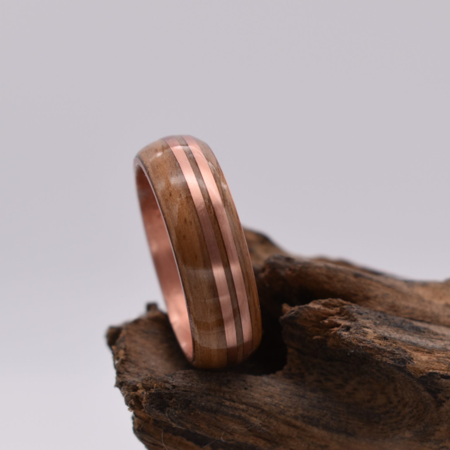 Bentwoodring europ. Nussbaum mit Kupferakzenten Creativewoodfactory